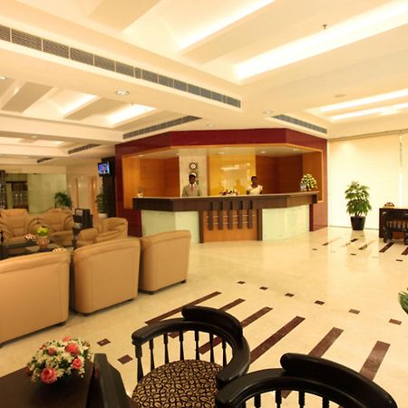Hotel Airlink Castle Nedumbassery Exterior photo