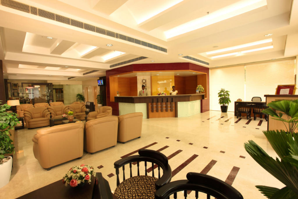 Hotel Airlink Castle Nedumbassery Exterior photo