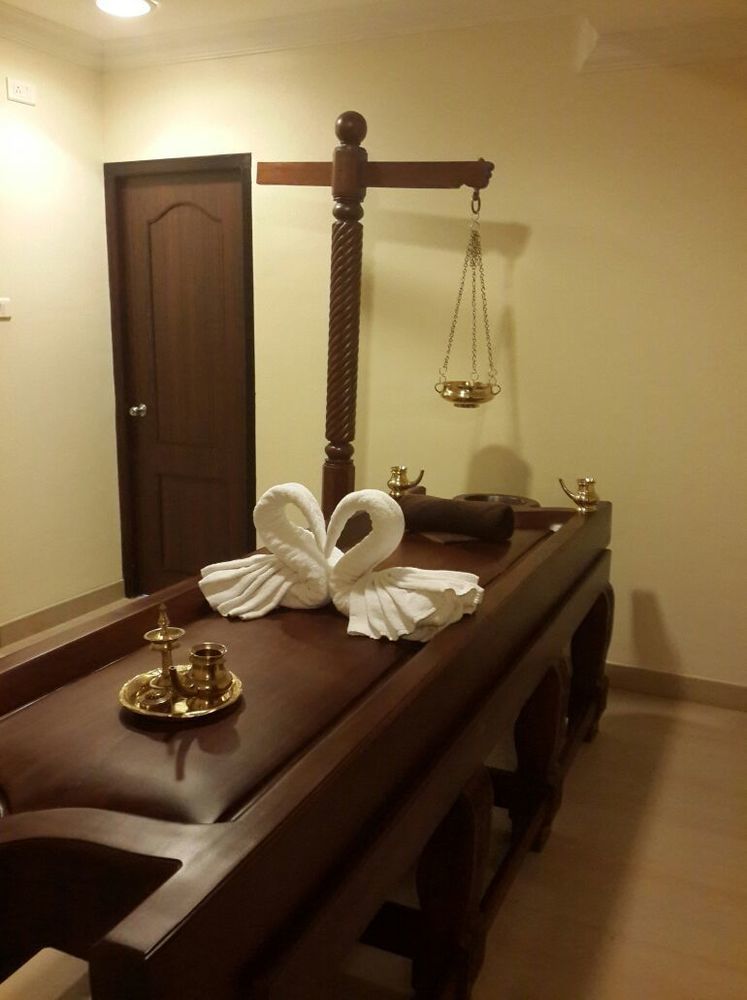 Hotel Airlink Castle Nedumbassery Exterior photo