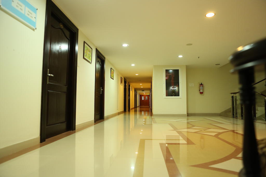 Hotel Airlink Castle Nedumbassery Exterior photo